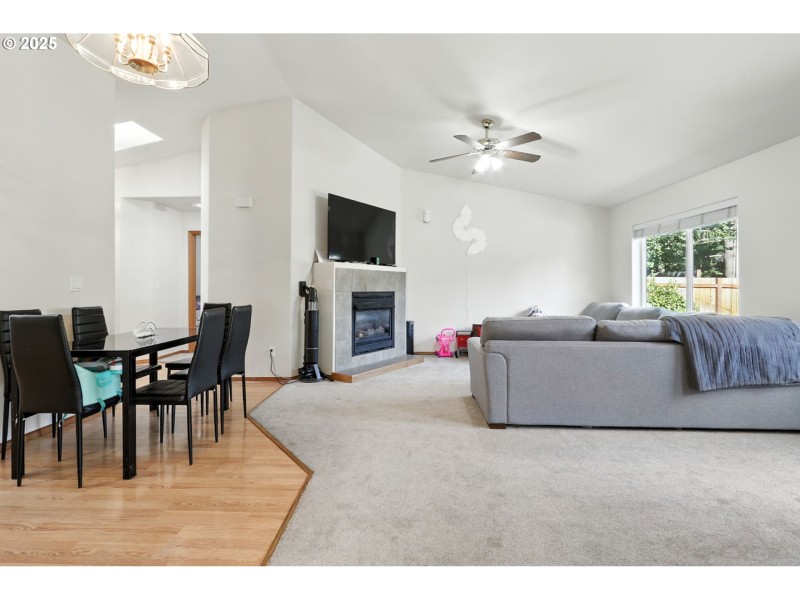 Living Room/Dining Room