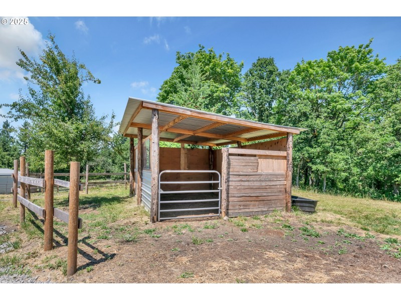 Barn