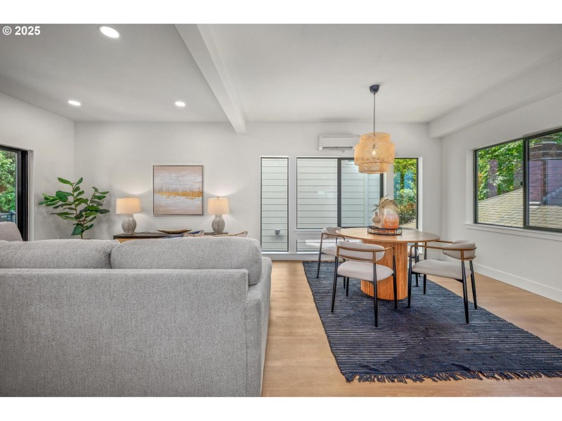 Living Room/Dining Room