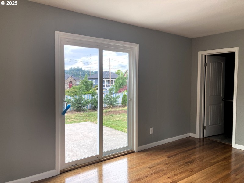 Bedroom, Primary