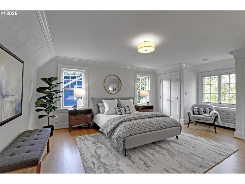 Bedroom, Primary