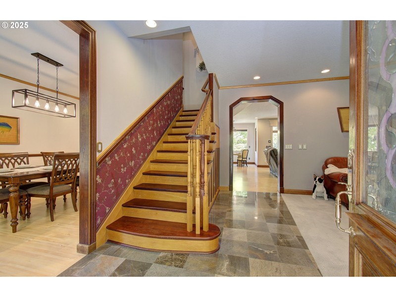 Entrance/Foyer