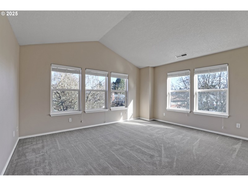 Bedroom, Primary