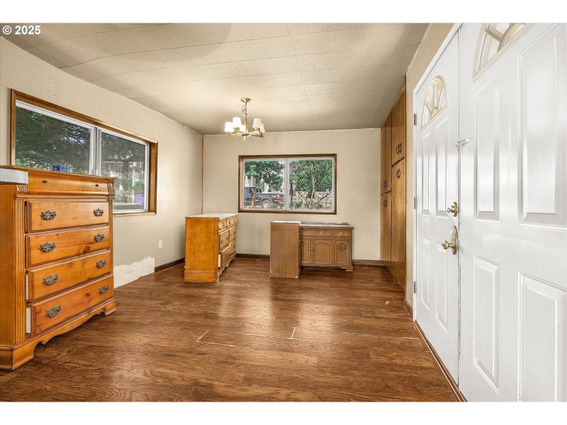 Entrance/Foyer
