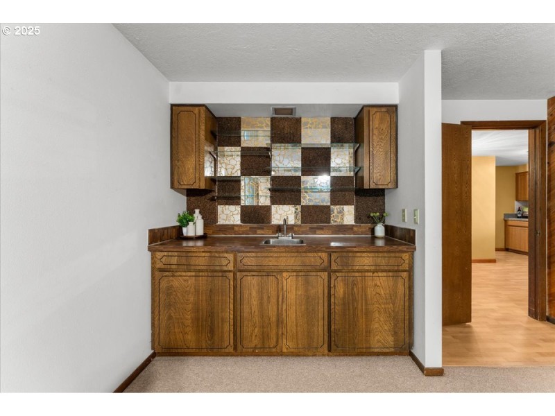 Wet Bar