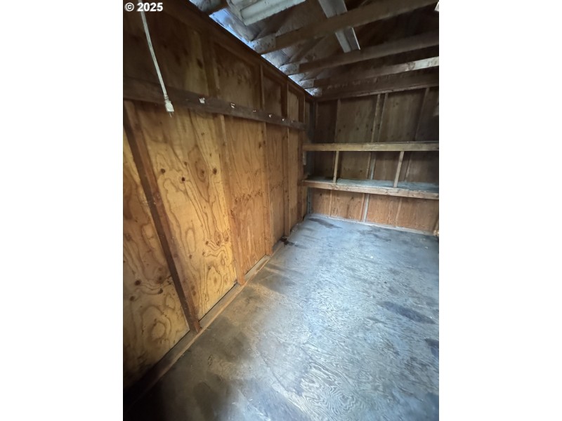 Shed