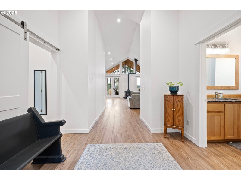 Entrance/Foyer