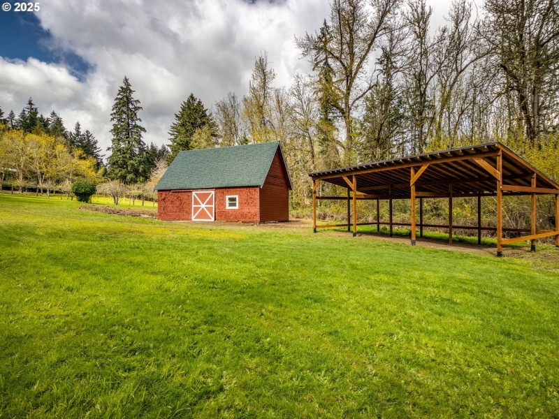 Barn