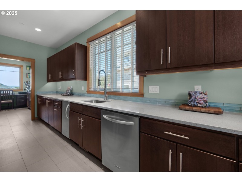 Butler's Pantry