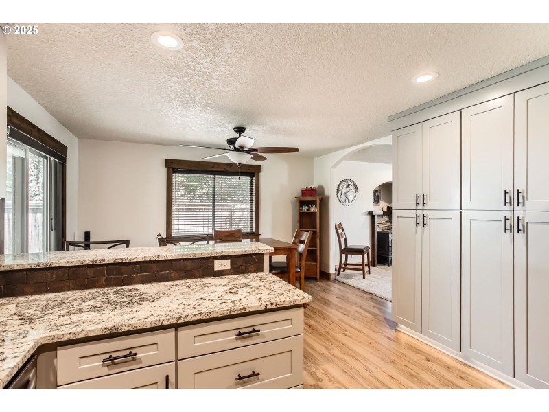 Kitchen/Nook