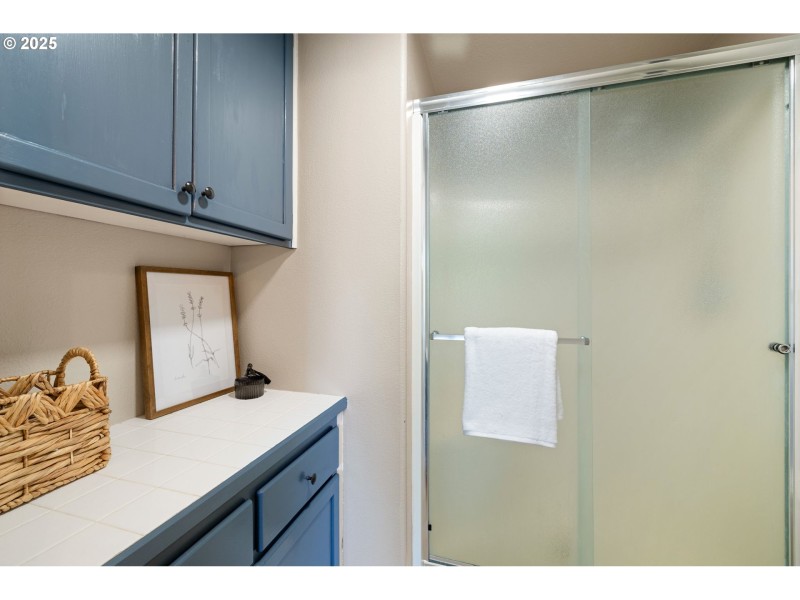 Bathroom, Attached