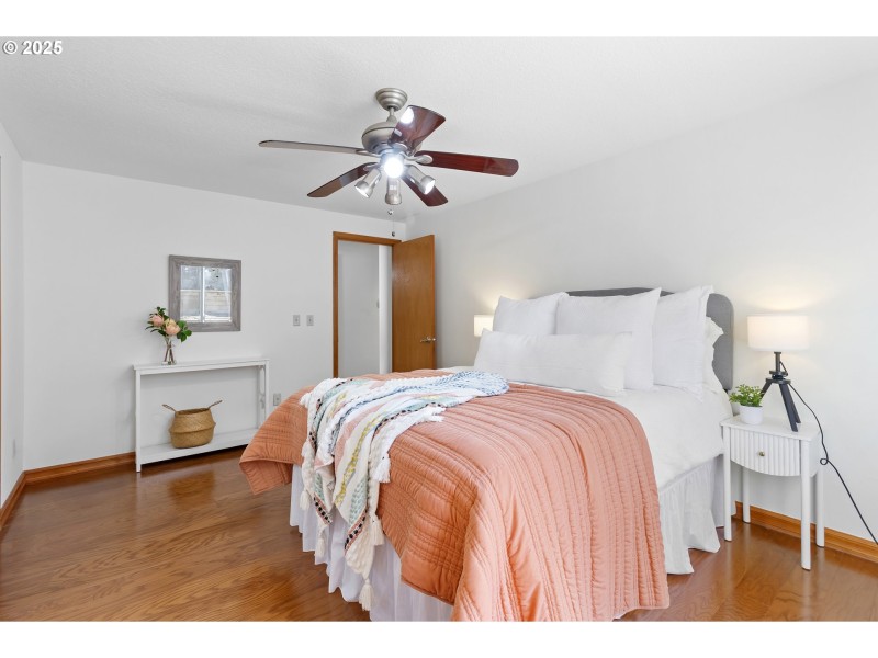 Bedroom, Owner's Suite