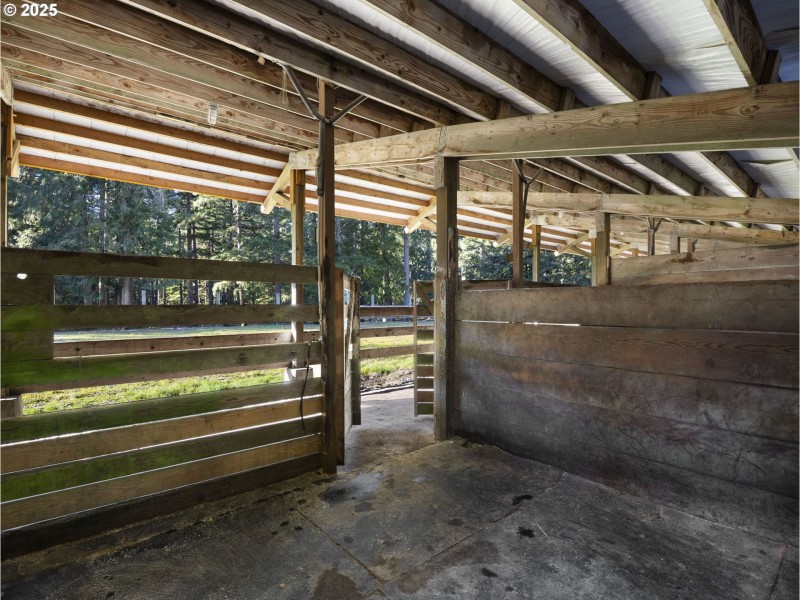 Barn