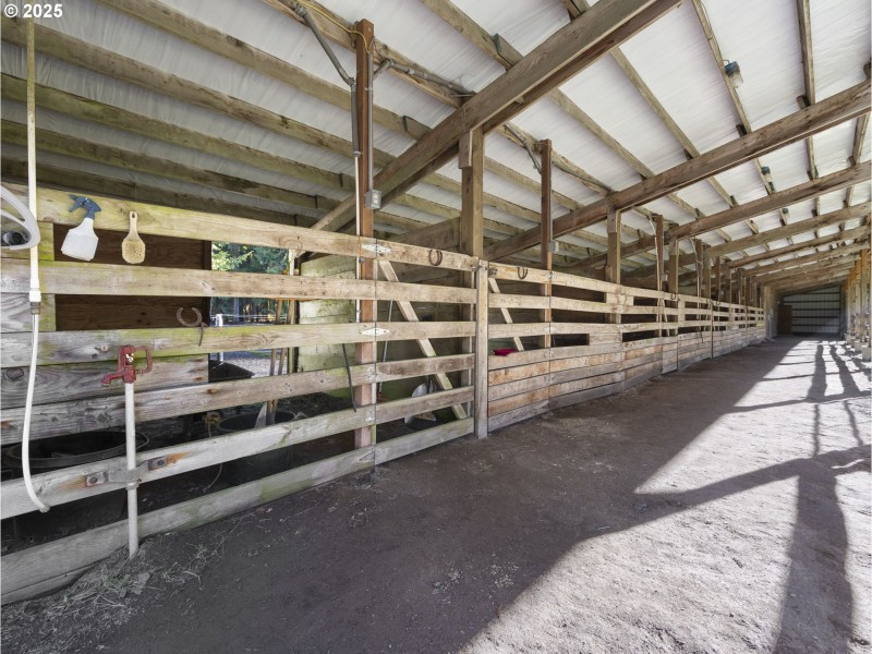 Barn