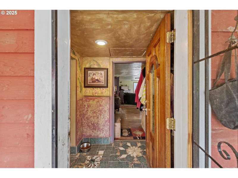 Entrance/Foyer