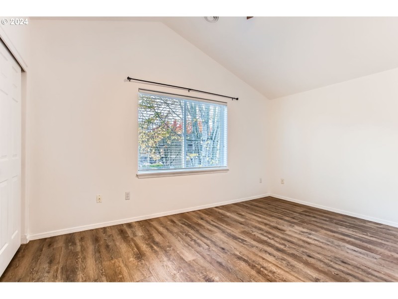 Bedroom, Primary