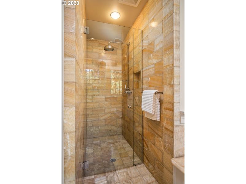 Owner's Suite Bathroom