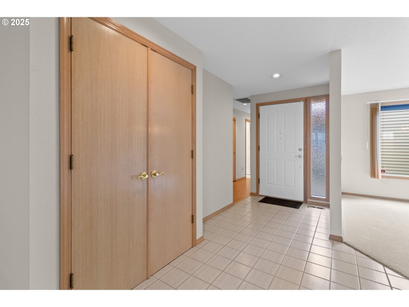 Entrance/Foyer