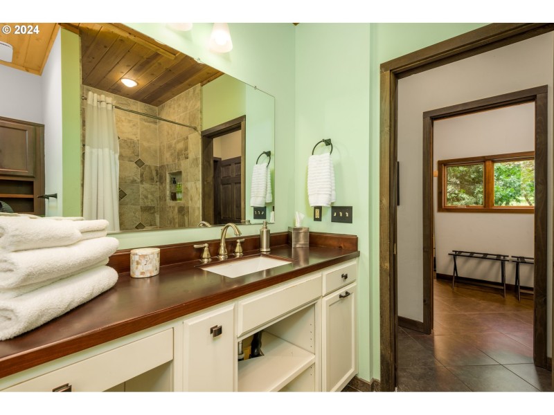 Guest Quarters