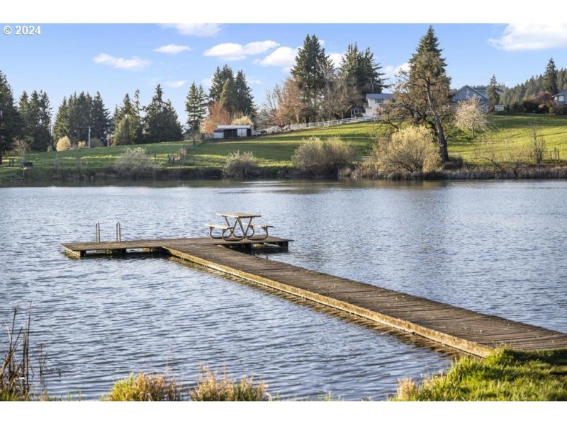 Lake Access Deeded