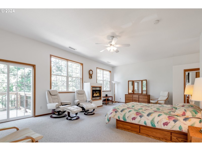Bedroom, Owner's Suite