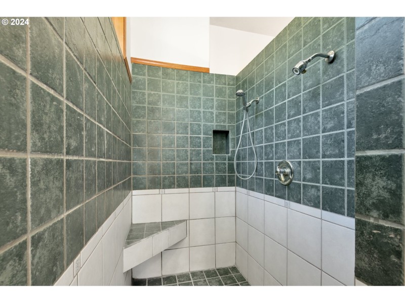 Bathroom, Attached