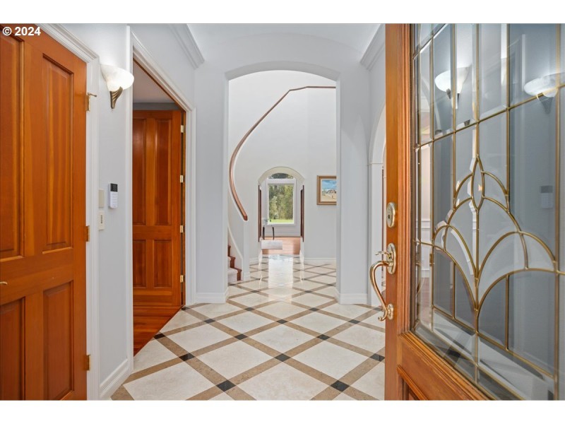 Entrance/Foyer