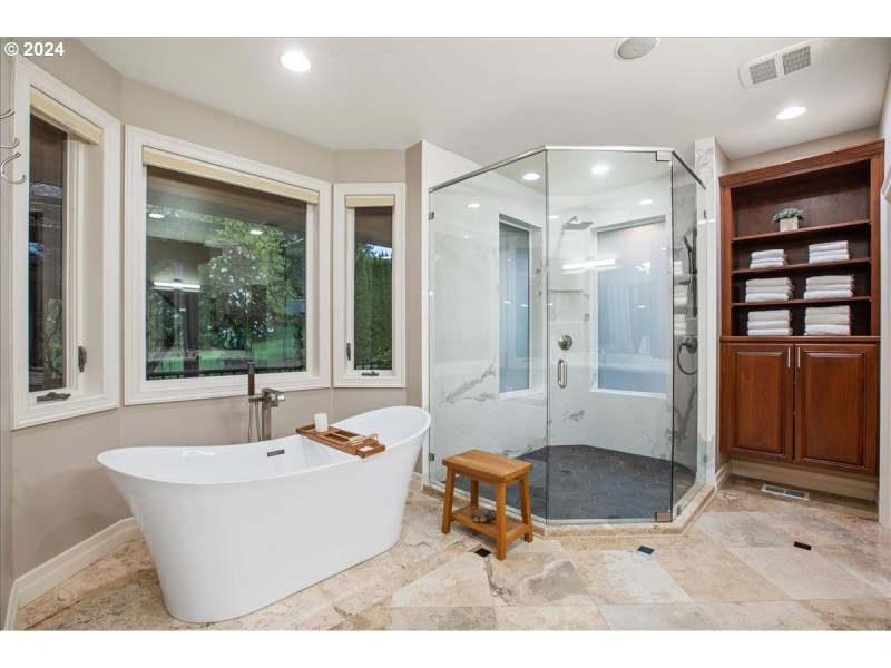 Bathroom, Attached