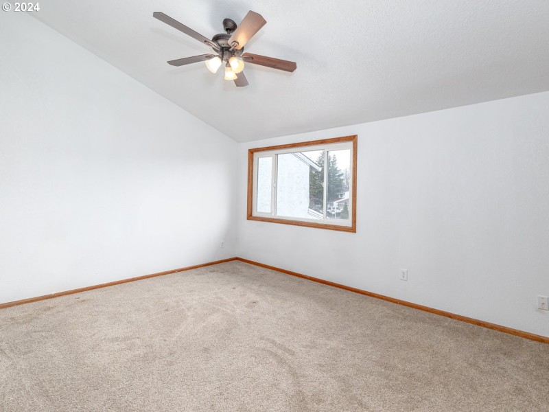 Bedroom, Primary
