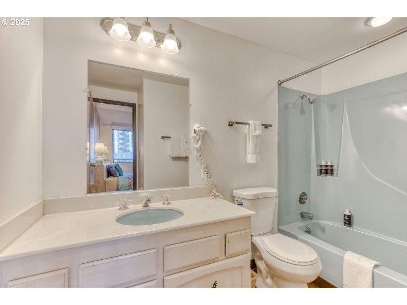 Bathroom, Attached