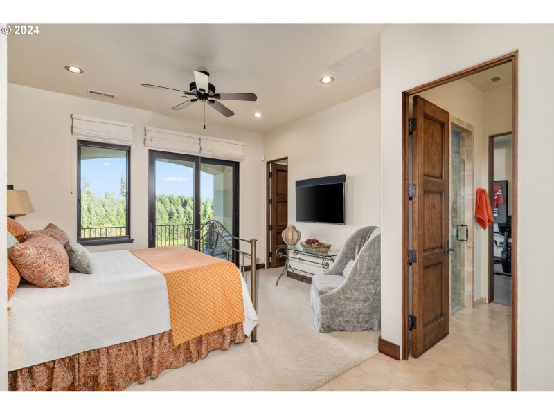 Guest Quarters