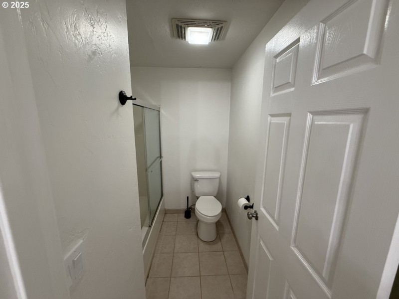Bathroom, Attached