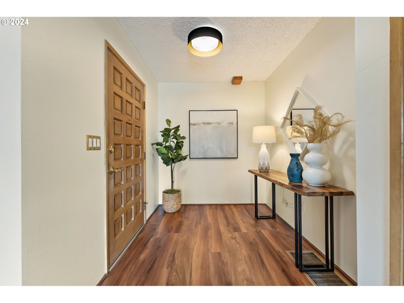 Entrance/Foyer