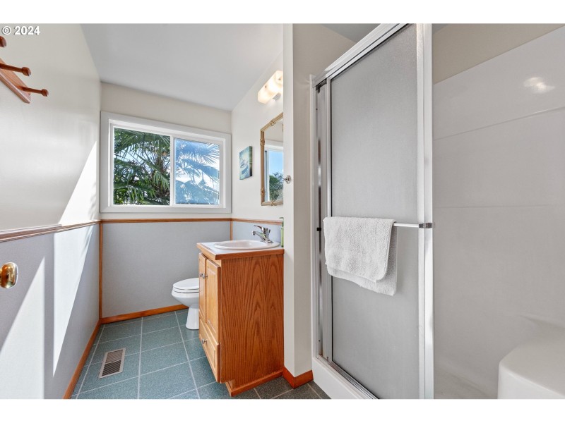 Bathroom, Continental