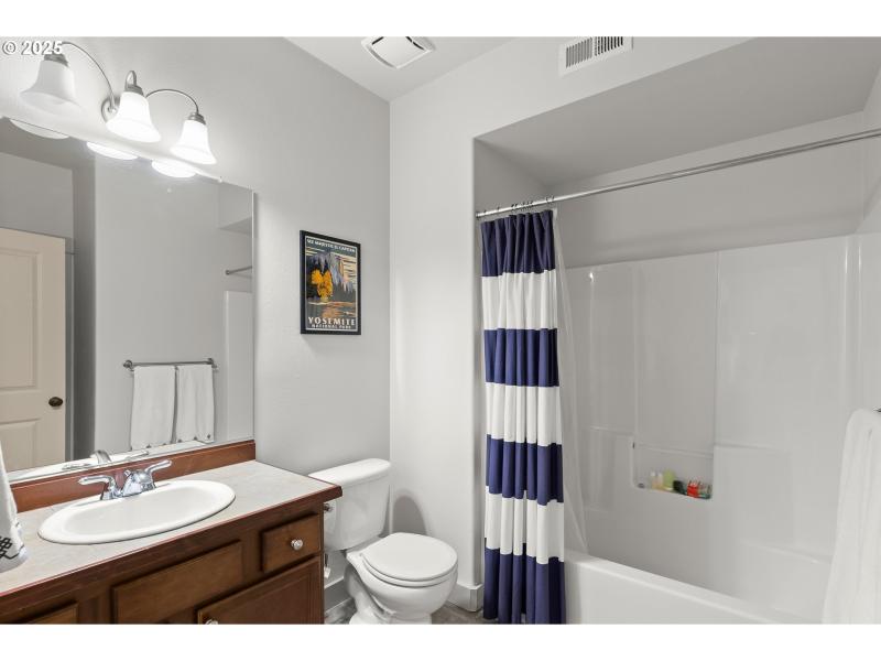 Bathroom, Attached