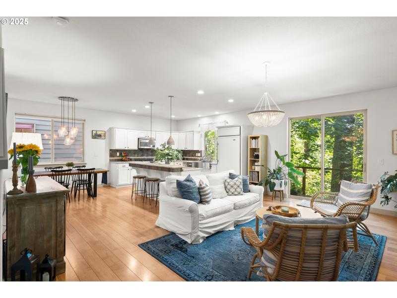 Living Room/Dining Room