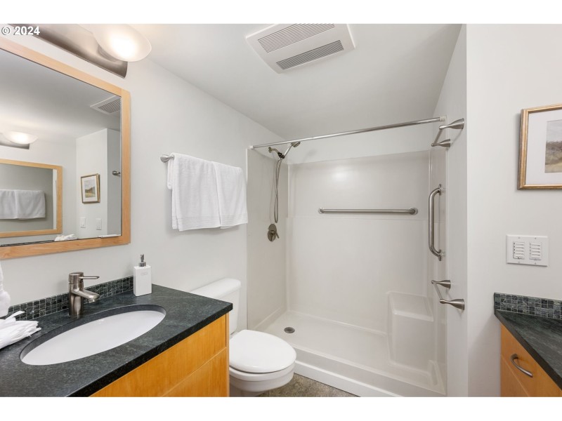 Bathroom, Attached