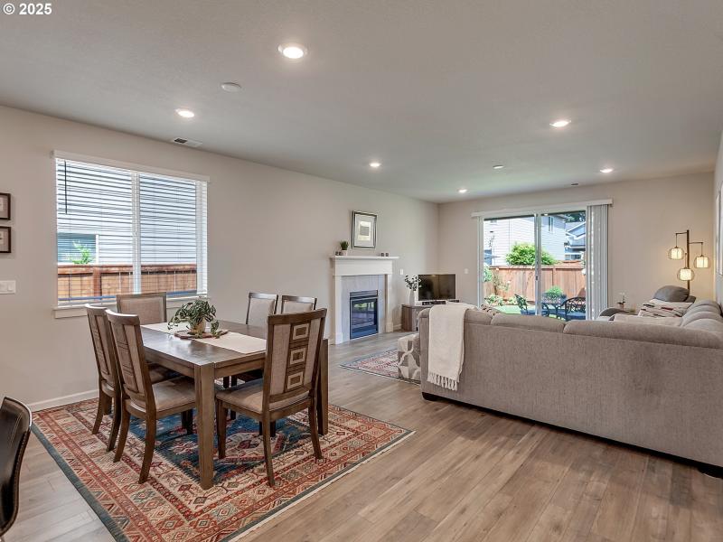 Living Room/Dining Room