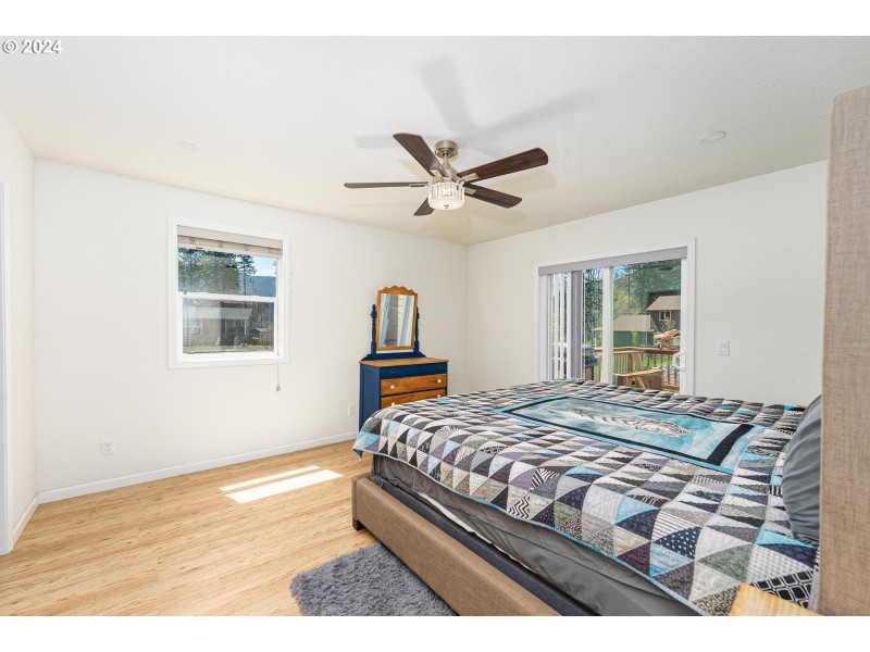 Bedroom, Primary