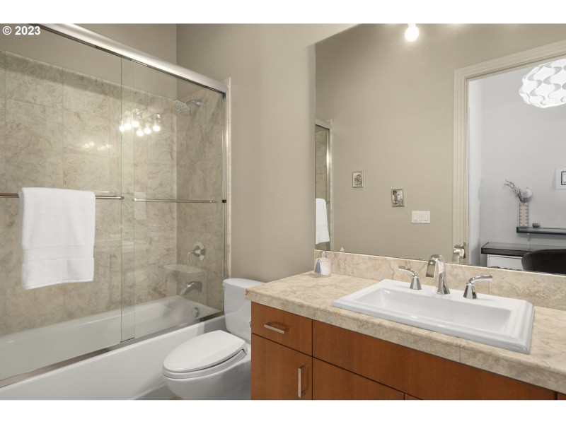 Bathroom, Attached