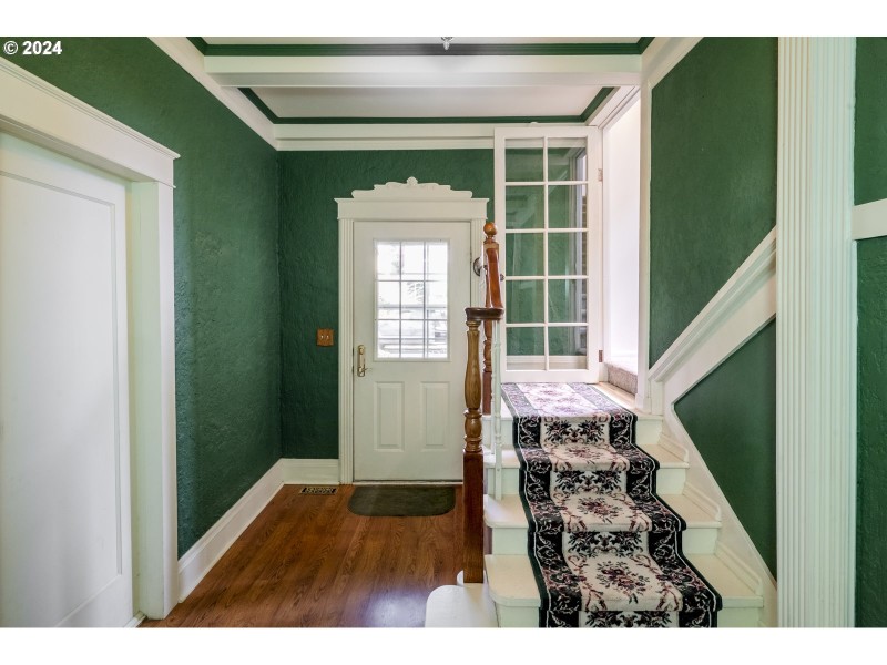 Entrance/Foyer