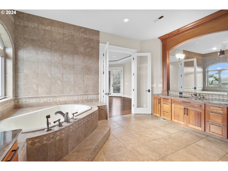 Bathroom, Attached