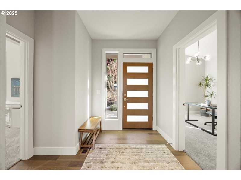 Entrance/Foyer