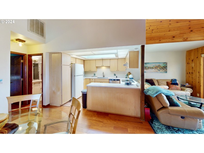 Kitchen/Living Room