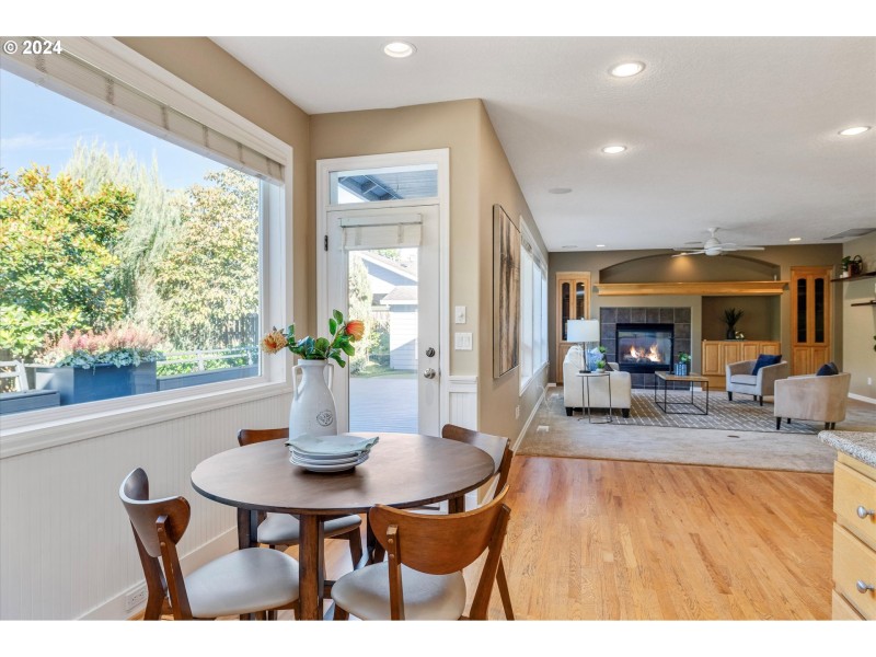 Kitchen/Nook