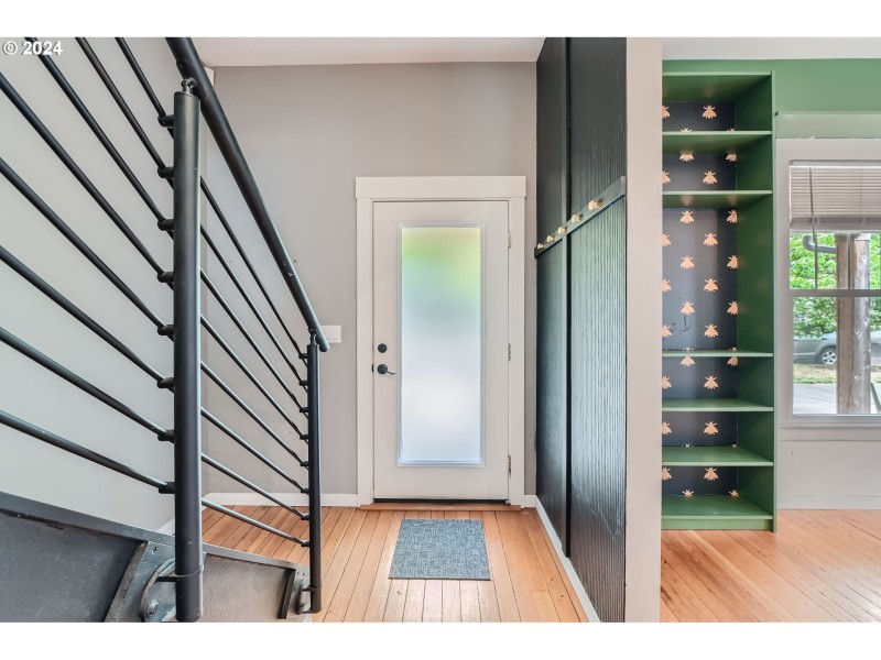 Entrance/Foyer