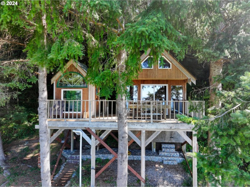 Guest Quarters