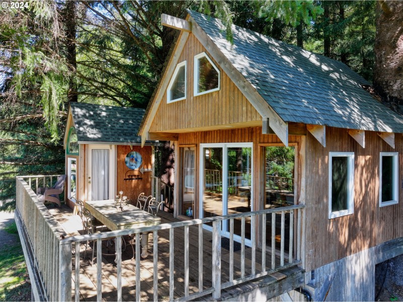 Guest Quarters