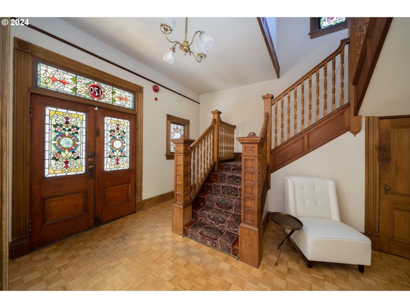 Entrance/Foyer