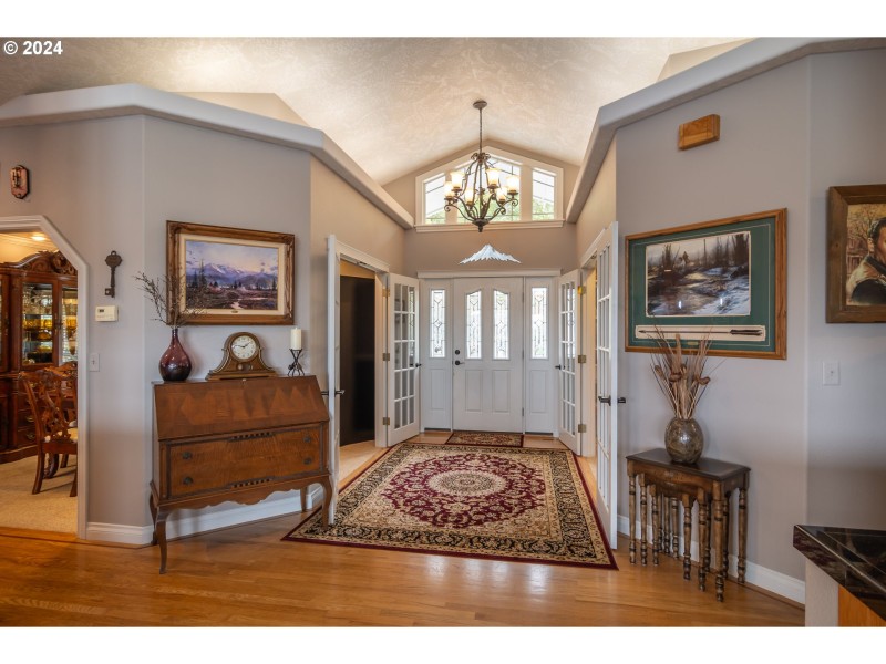 Entrance/Foyer